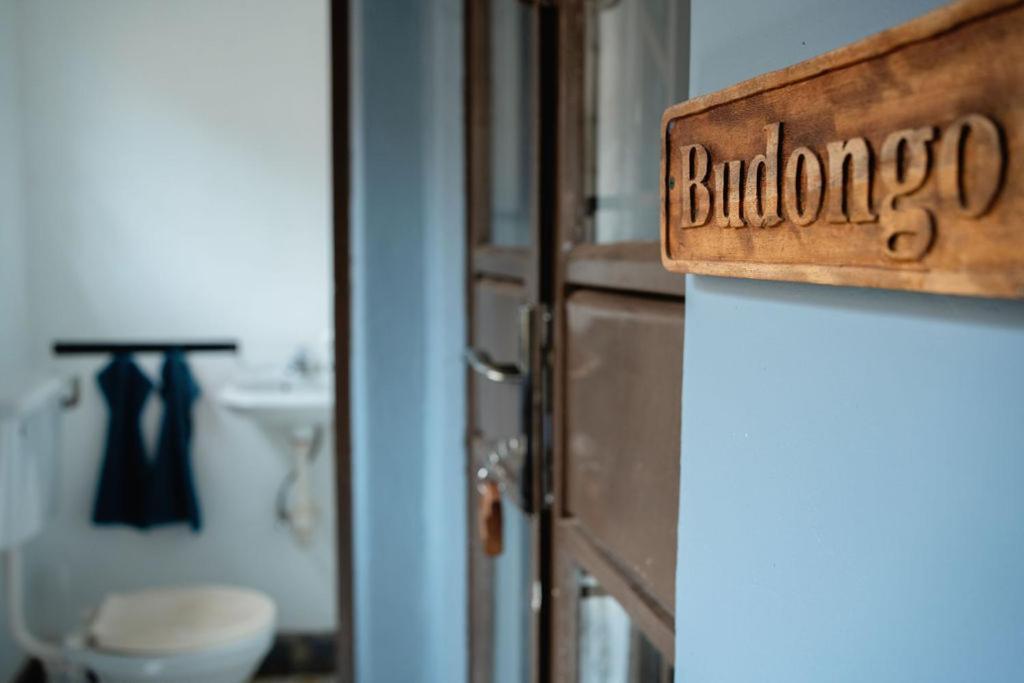 Bed and Breakfast 30 Wilson Джінджа Екстер'єр фото